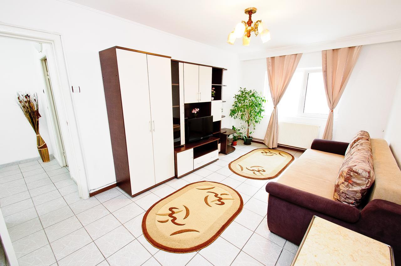 מלון Galaţi Darin Apartament 2 מראה חיצוני תמונה